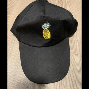 3/$30⭐️ NWOT Black Pineapple Ballcap